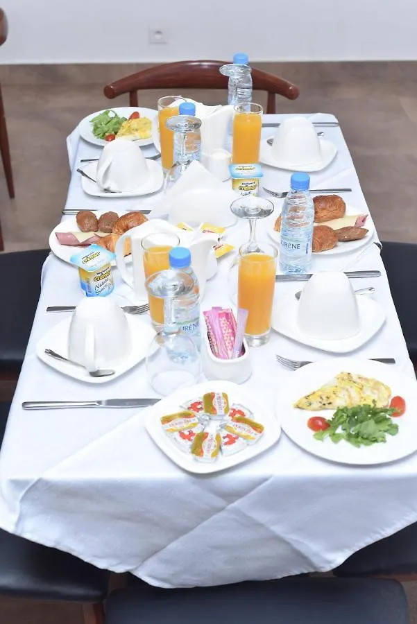 Le Feto 2 Hotell Dakar